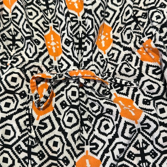 Rumper - Picture 2 of 4